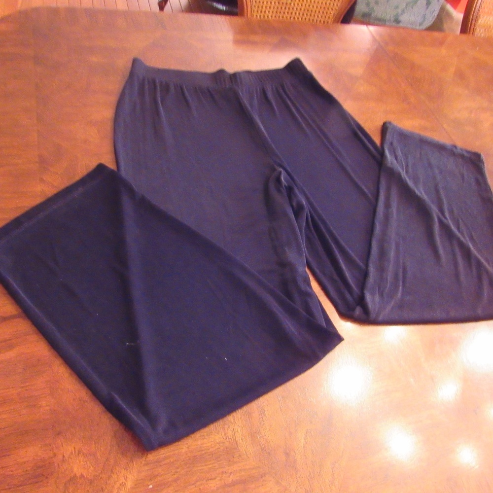 Chico's Travelers Black Stretchy Pants size 2